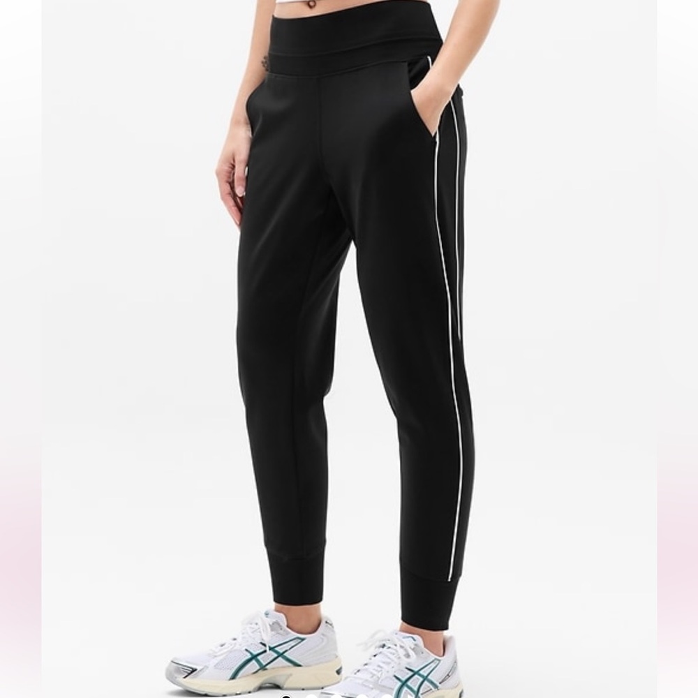 Athleta Black Venice High Rise Jogger